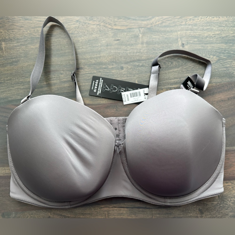 Torrid 38DDD 6 way bra